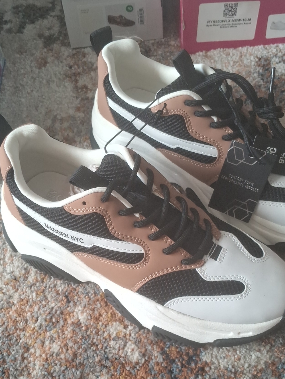 Women’s Chunky Trainer — Black, White & Brown
